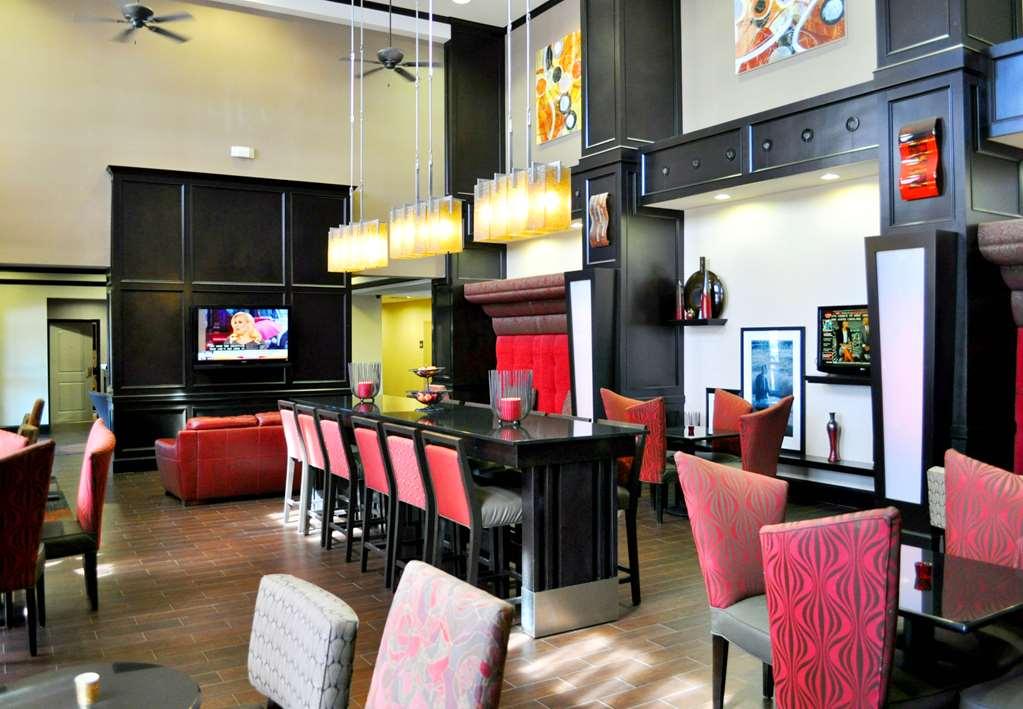 Hampton Inn & Suites Бей-Сити Ресторан фото