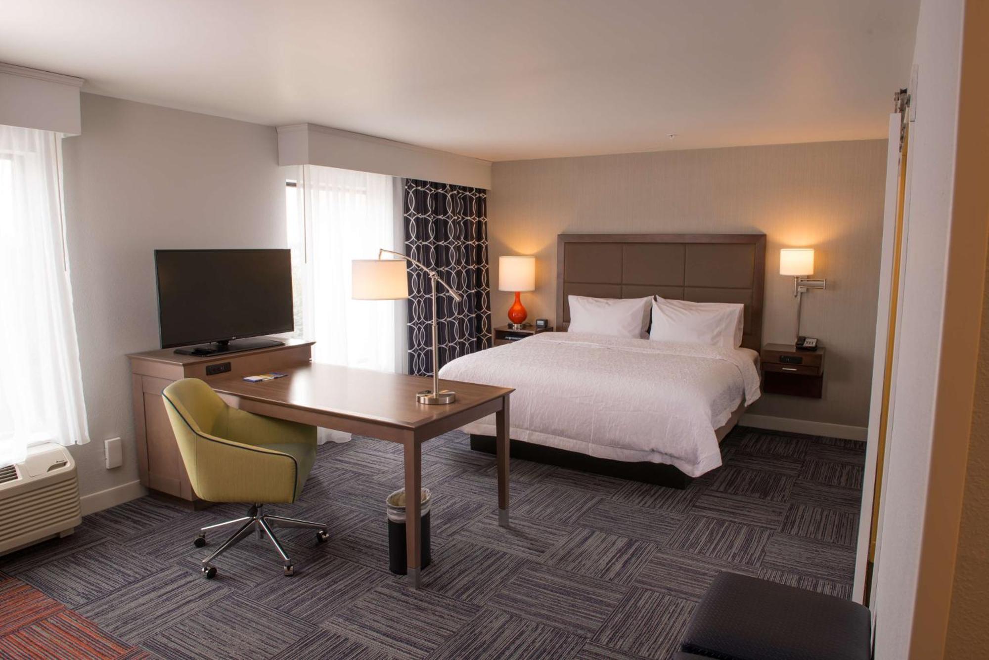 Hampton Inn & Suites Бей-Сити Экстерьер фото